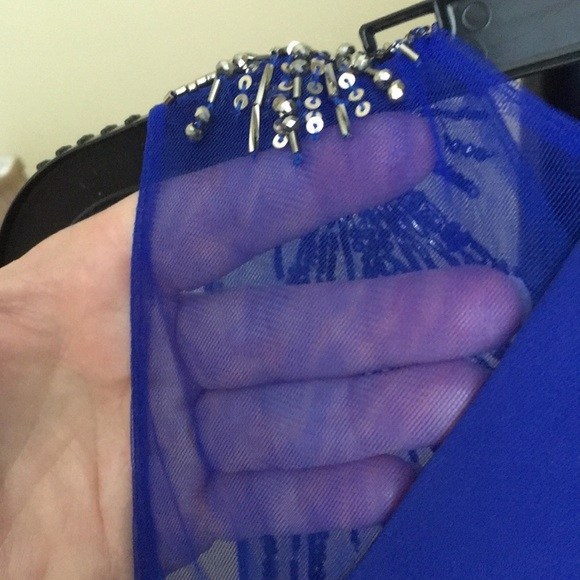 Royal Blue evening gown - Picture 5 of 6